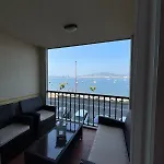 Precioso Con Vistas Al Mar A Pie De Playa *